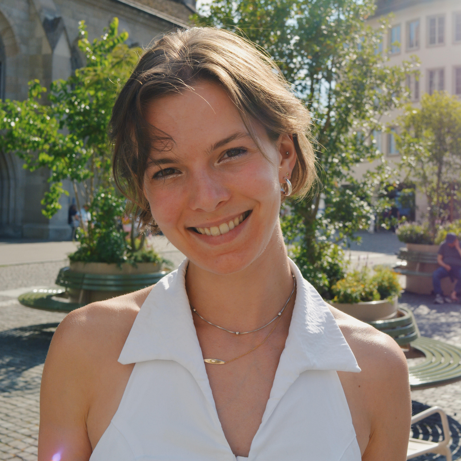 Louise van der Veen